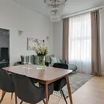 Apartment Torunska Townhouse By Downtown *