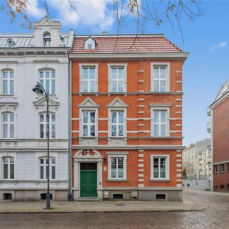 Torunska Townhouse By Downtown Apartment